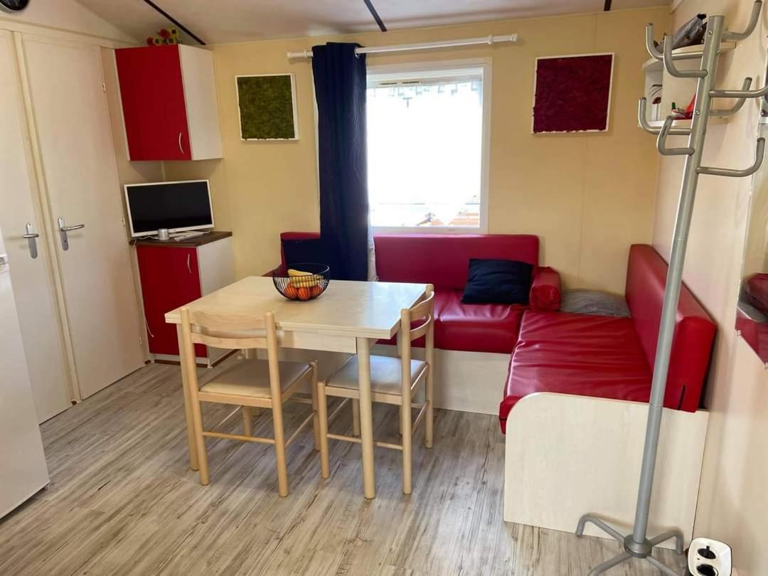Camping Le Clos Du Thym Argelès-sur-Mer Zewnętrze zdjęcie